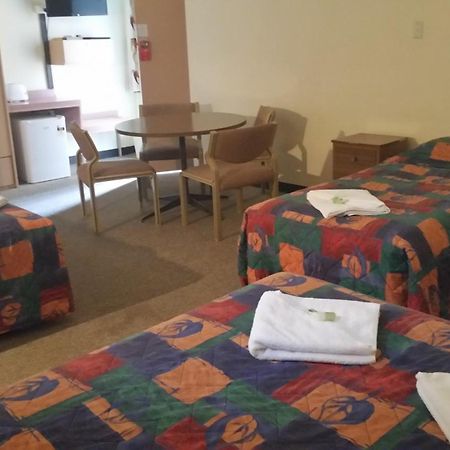 Gateway Motor Inn Narrandera Phòng bức ảnh