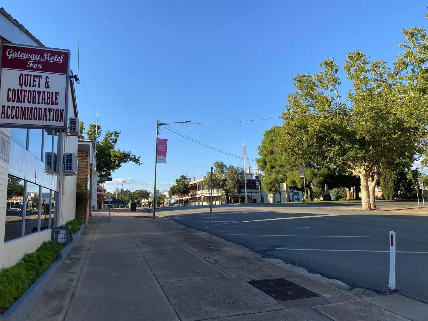 Gateway Motor Inn Narrandera Ngoại thất bức ảnh