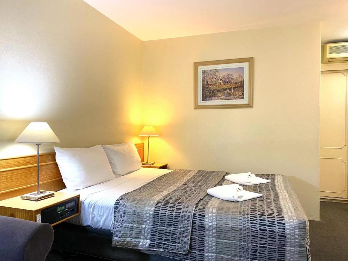 Gateway Motor Inn Narrandera Ngoại thất bức ảnh
