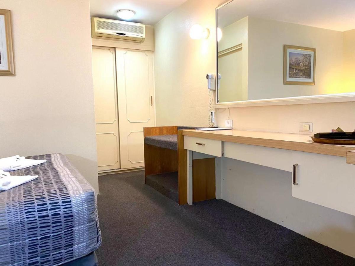 Gateway Motor Inn Narrandera Ngoại thất bức ảnh