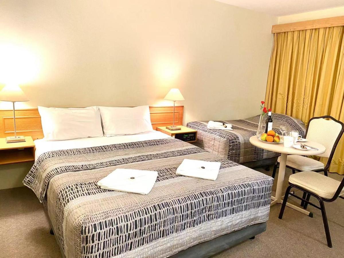 Gateway Motor Inn Narrandera Ngoại thất bức ảnh