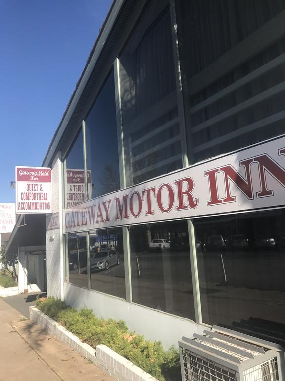 Gateway Motor Inn Narrandera Ngoại thất bức ảnh